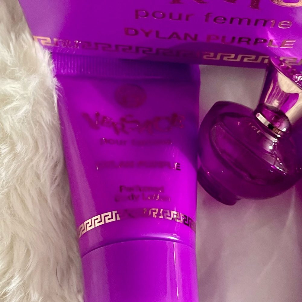 Versace Purple Gift Set with Gold Accents - Picture 3 of 6